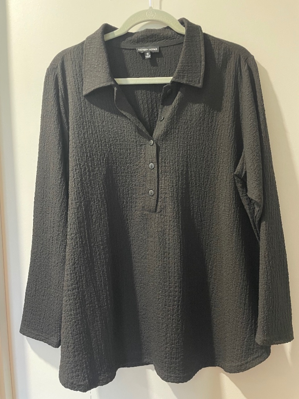 Black shirt, button down, size 1X by Modern Works